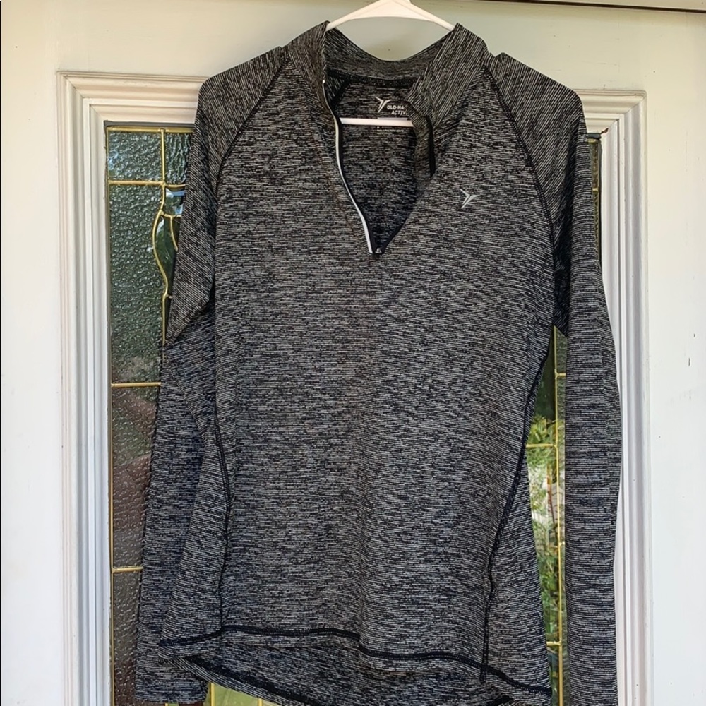 active pullover